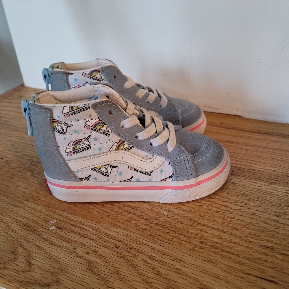 vans - Picture 2 of 3